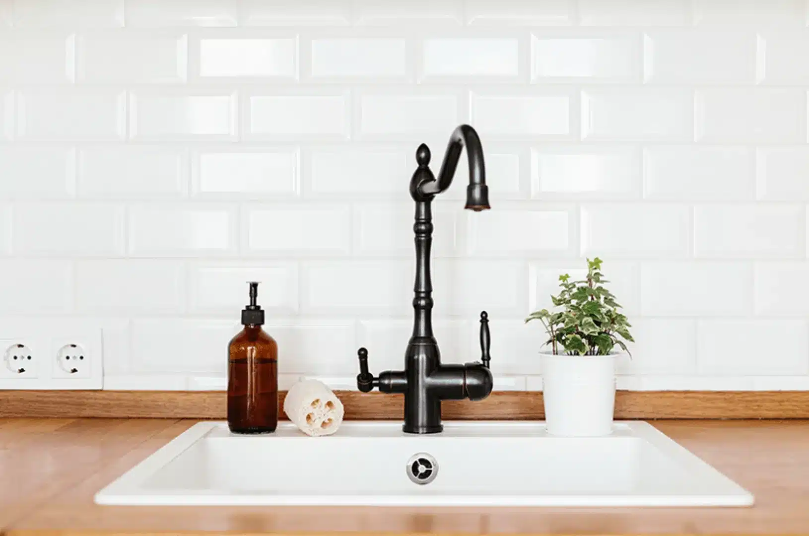 Kitchen Faucets Innovations to Consider for Your Home - Plumbing Outfitters