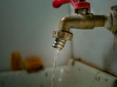 faucet problems signs and when to replace