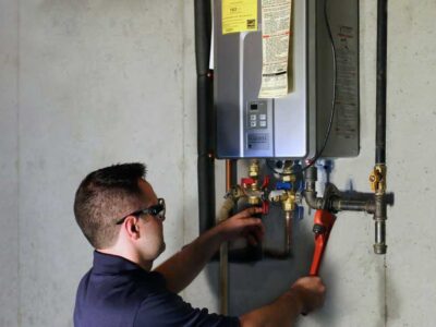 What to Do When Your Water Heater Is Leaking